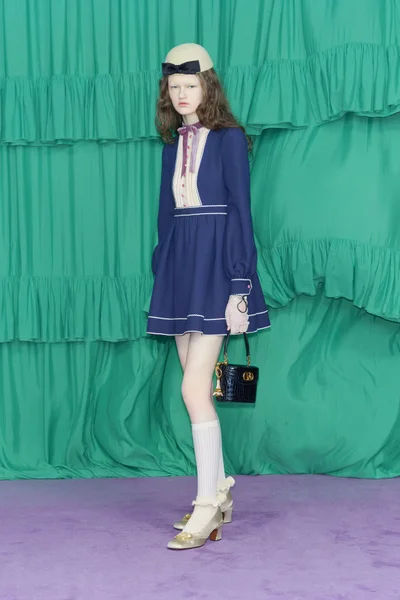 Look 83